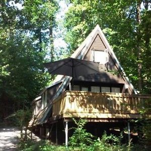 Rustig gelegen, comfortabele en gerenoveerde tiny house chalet op wandelafstand van Durbuy